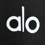 Alo Yoga, Dames T‑Shirt