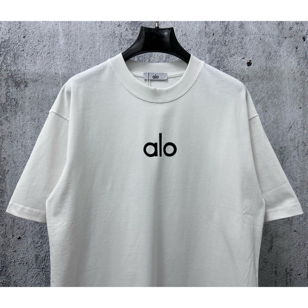 Alo Yoga, Dames T‑Shirt