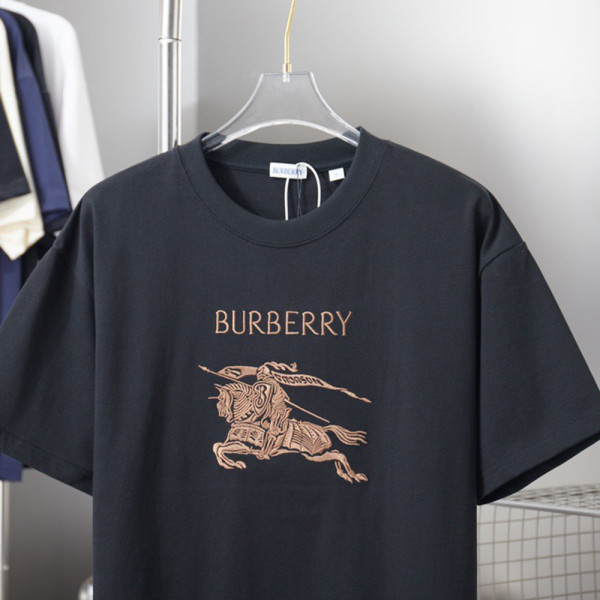 Burberry, Men T-Shirt