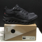 On, Women Sneaker