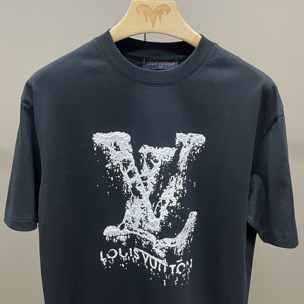 Louis Vuitton, Men T-Shirt
