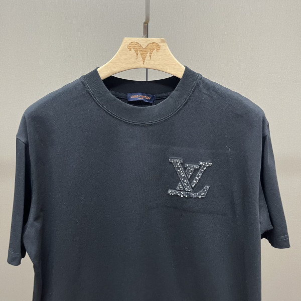 Louis Vuitton, Men T-Shirt, Size M