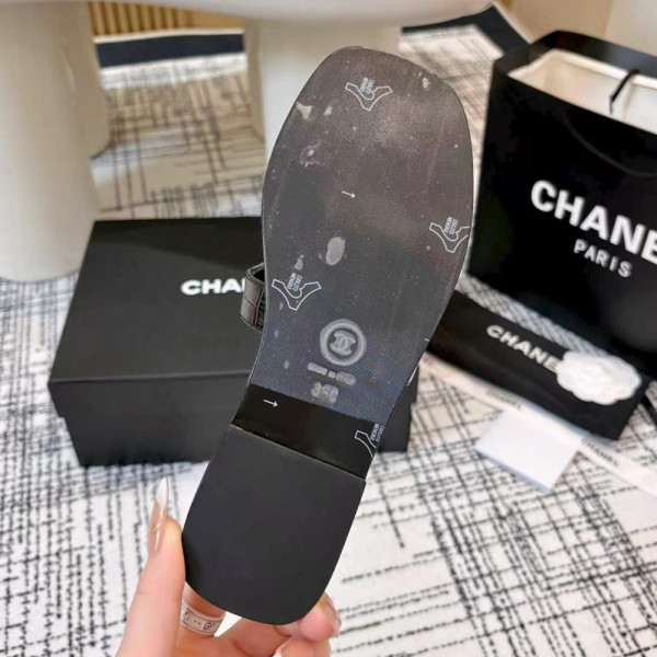 Chanel, Women Slipper