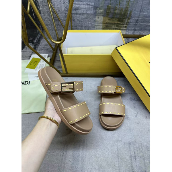 Fendi, Women Slipper