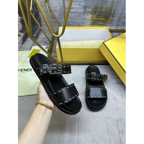 Fendi, Women Slipper