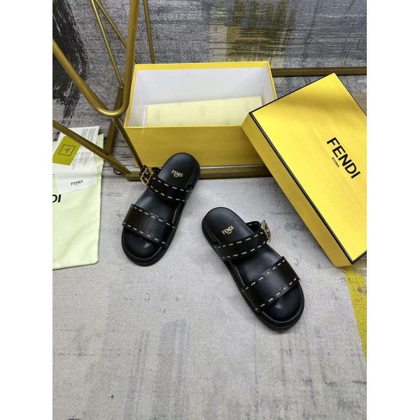 Fendi, Women Slipper