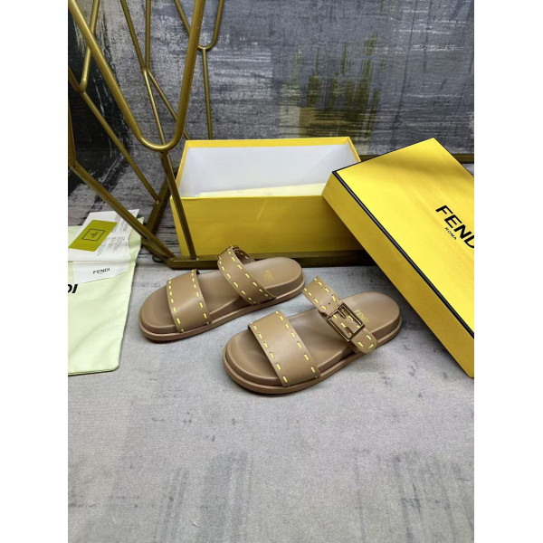Fendi, Women Slipper