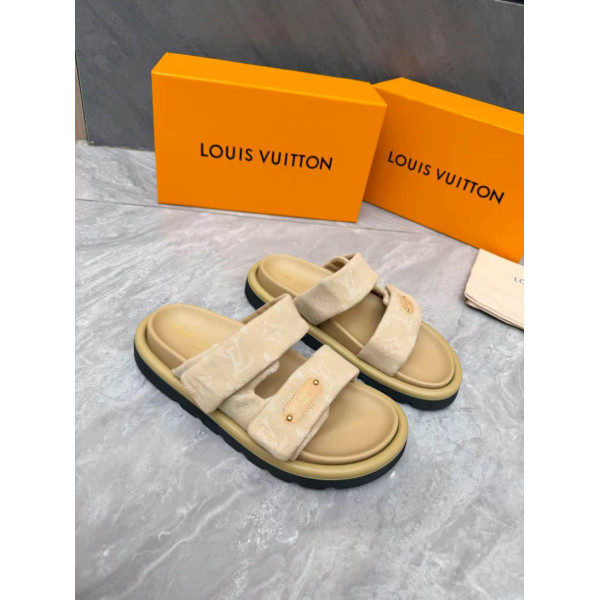 Louis Vuitton, Women Slipper
