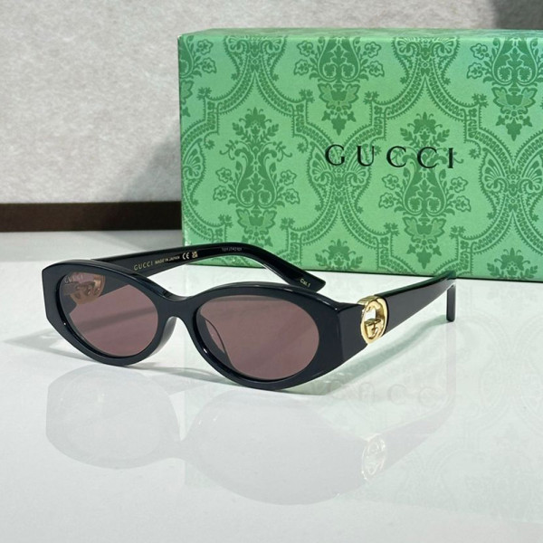Gucci, Women Sunglasses