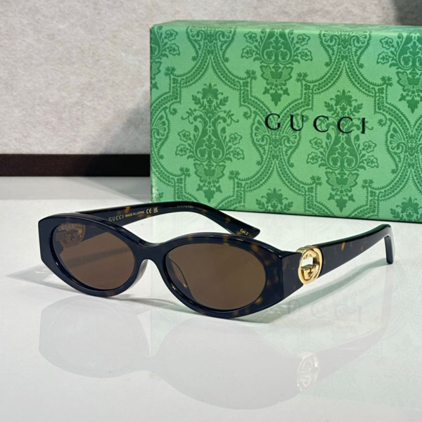 Gucci, Women Sunglasses