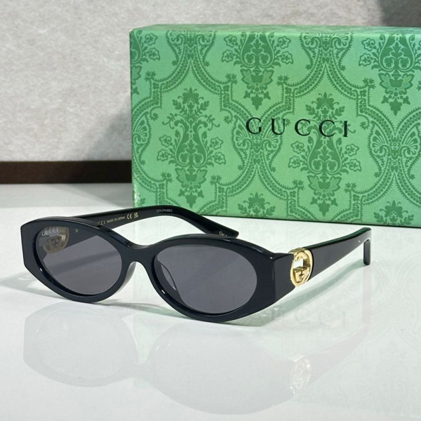 Gucci, Women Sunglasses