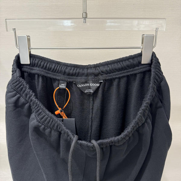 Canada Goose, Men Short, Black