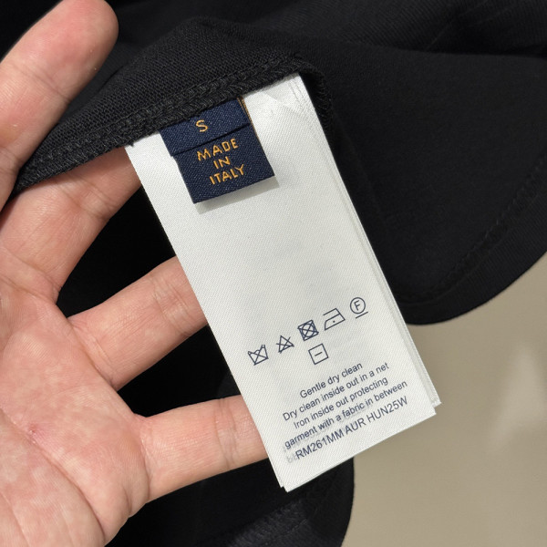 Louis Vuitton, Men T-Shirt, Black