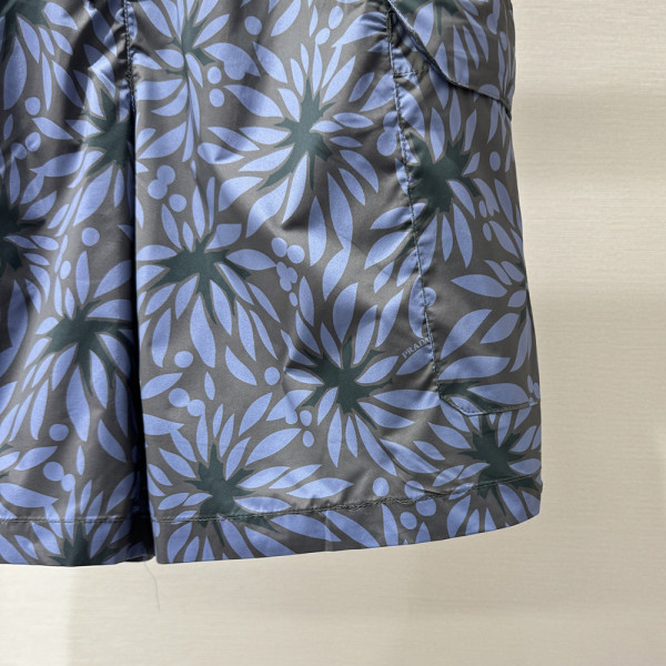 Prada, Men Short