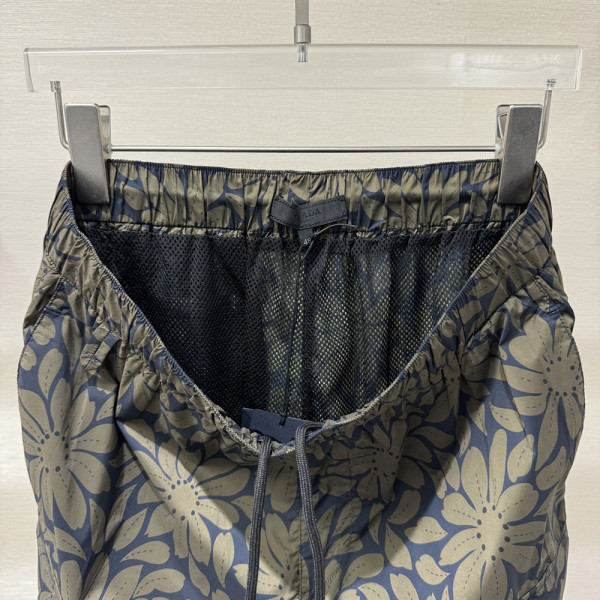 Prada, Men Short