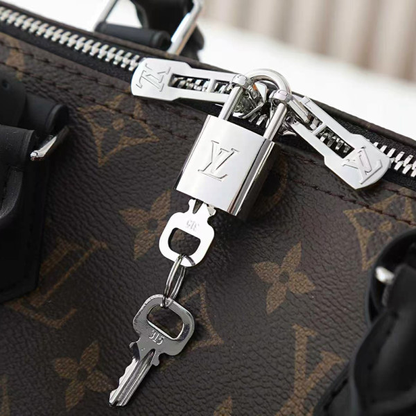 Louis Vuitton, Women Bag