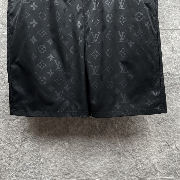 Louis Vuitton, Men Short, Black