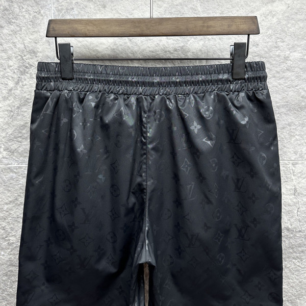 Louis Vuitton, Men Short, Black