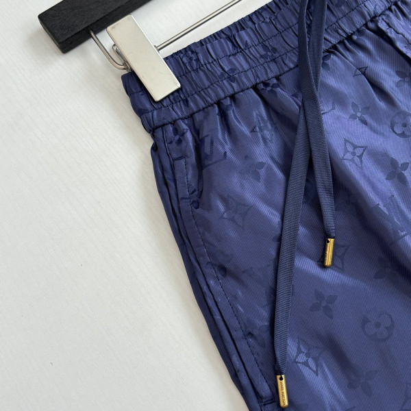 Louis Vuitton, Men Short, Navy