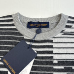 Louis Vuitton, Men T-Shirt, Grey