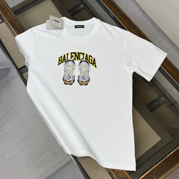 Balenciaga, Men T-Shirt