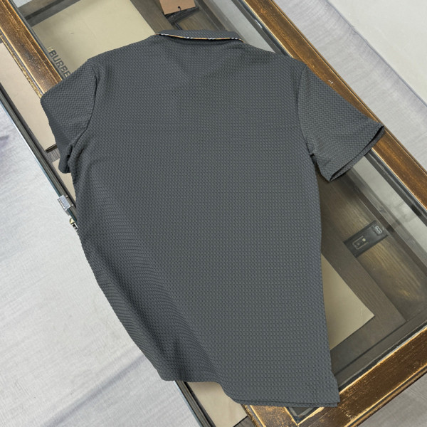 Burberry, Men T-Shirt