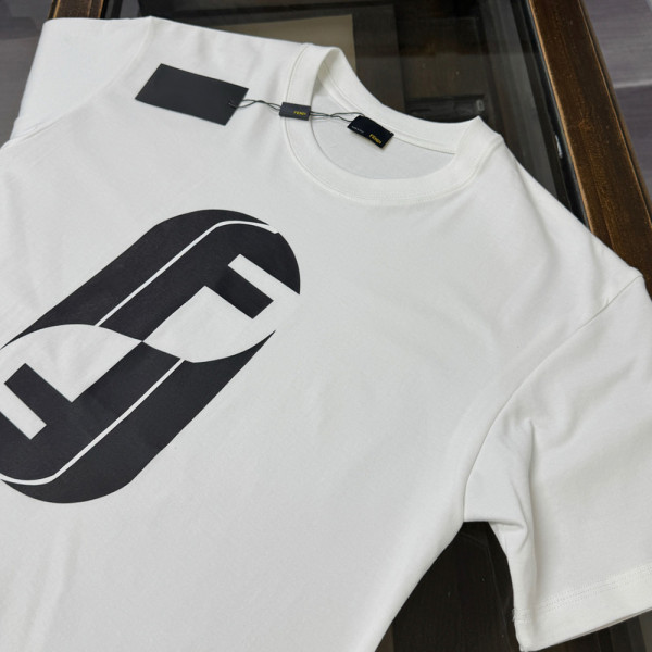Fendi, Men T-Shirt