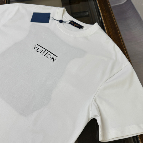 Louis Vuitton, Men T-Shirt