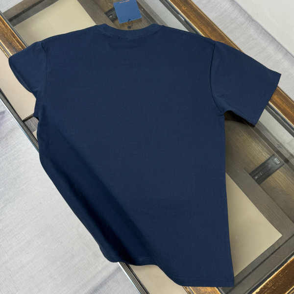 Louis Vuitton, Men T-Shirt