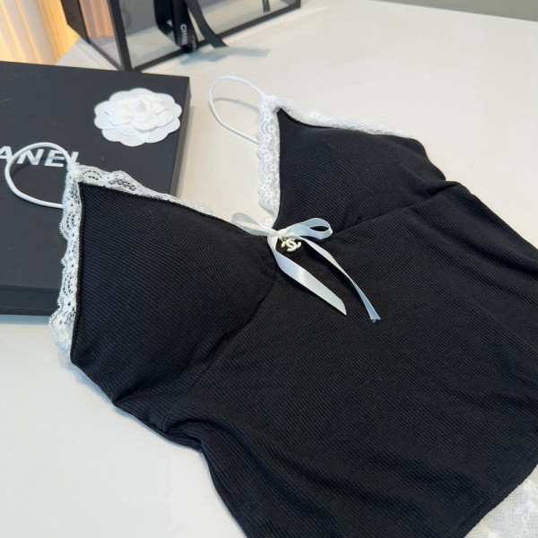 Chanel, Women Top