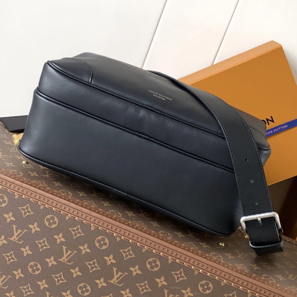 Louis Vuitton, Unisex Bag, Black