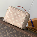 Louis Vuitton, Unisex Bag