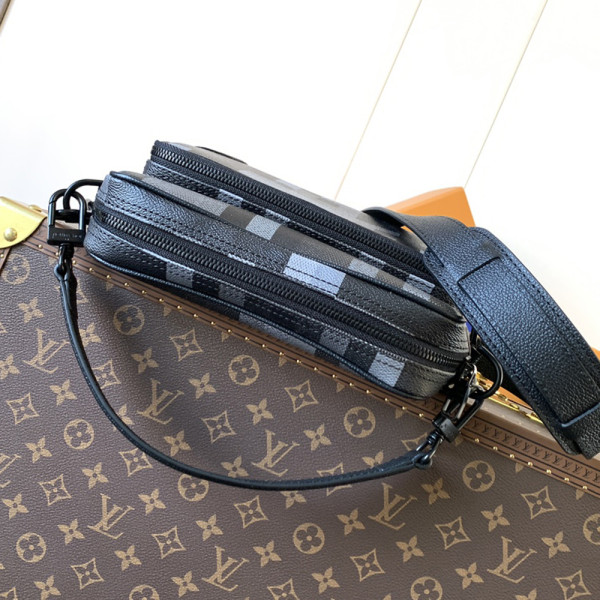 Louis Vuitton, Unisex Tas, Zwart