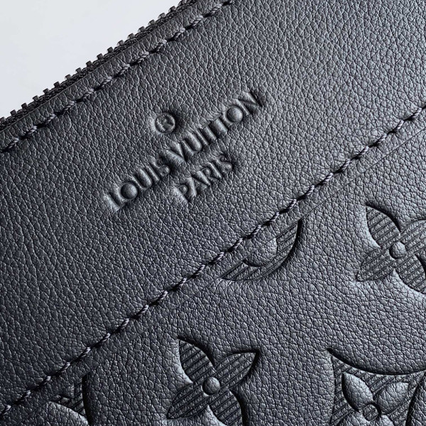 Louis Vuitton, Unisex Bag, Black