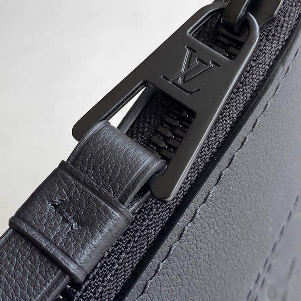 Louis Vuitton, Unisex Bag, Black