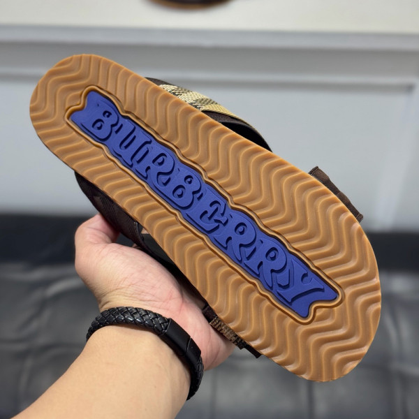 Burberry, Men Slipper