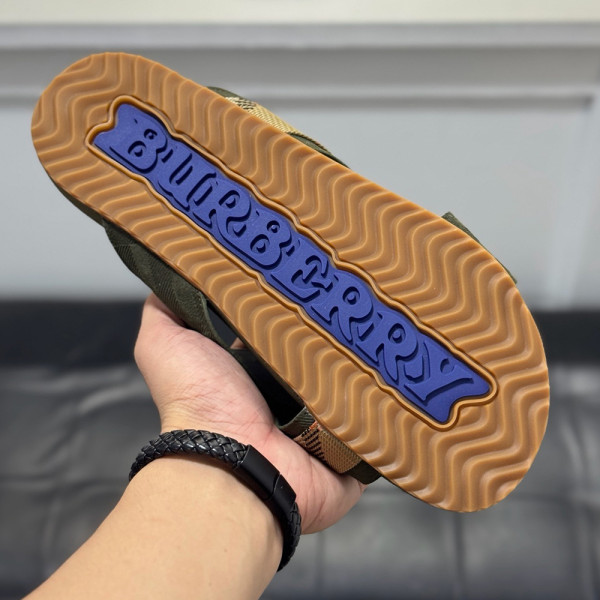 Burberry, Men Slipper
