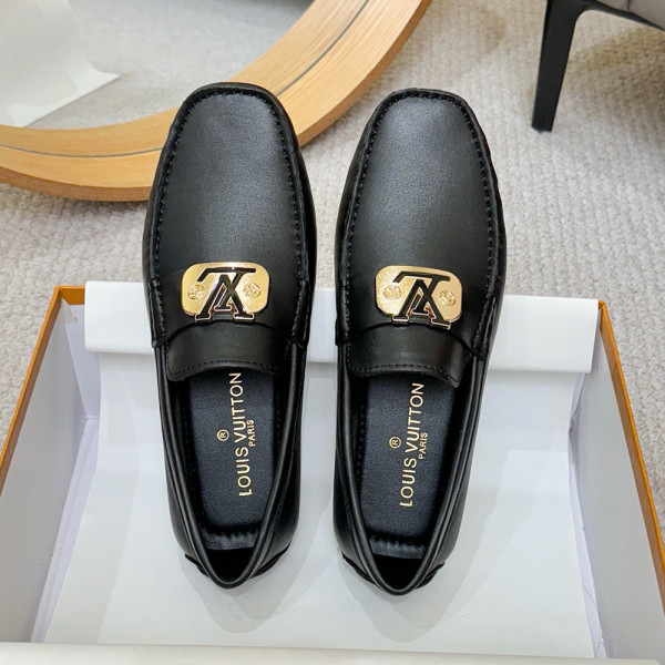 Louis Vuitton, Men Loafer