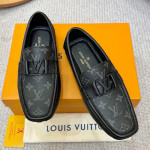 Louis Vuitton, Men Loafer