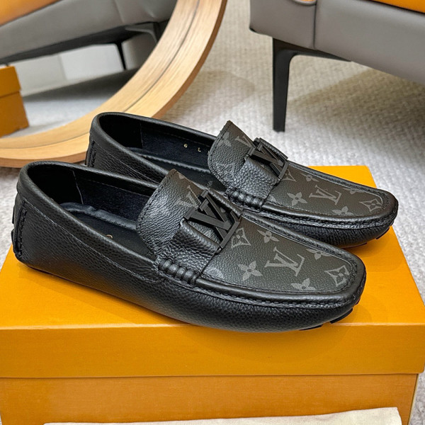 Louis Vuitton, Men Loafer