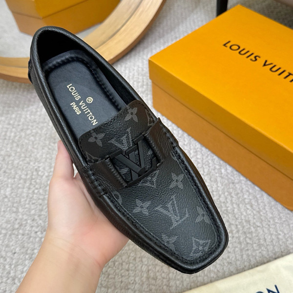 Louis Vuitton, Men Loafer