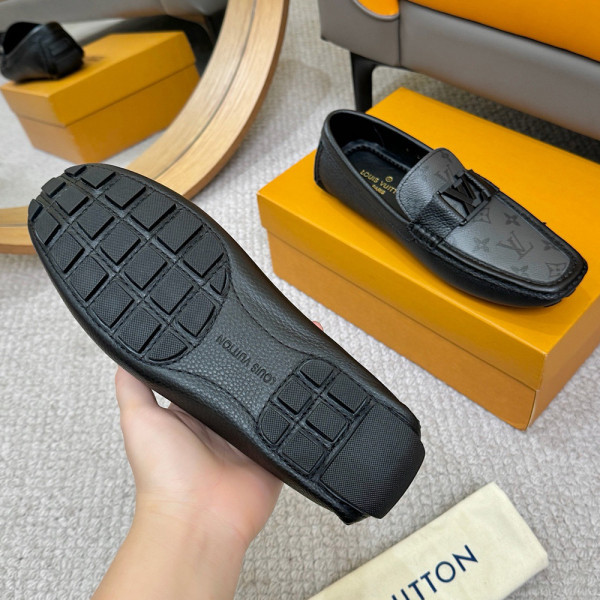 Louis Vuitton, Men Loafer