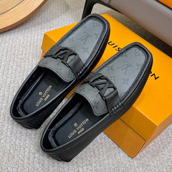 Louis Vuitton, Men Loafer