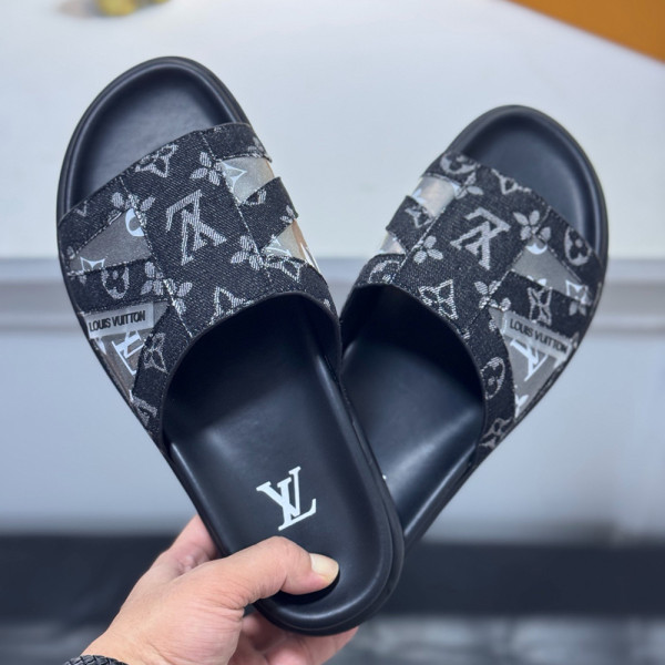 Louis Vuitton, Men Slipper