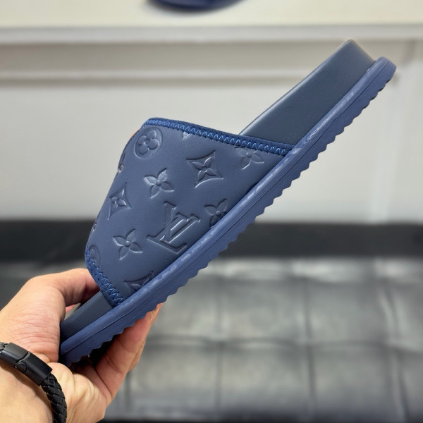 Louis Vuitton, Men Slipper