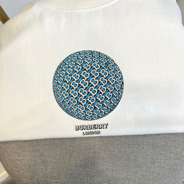 Burberry, Men T-Shirt