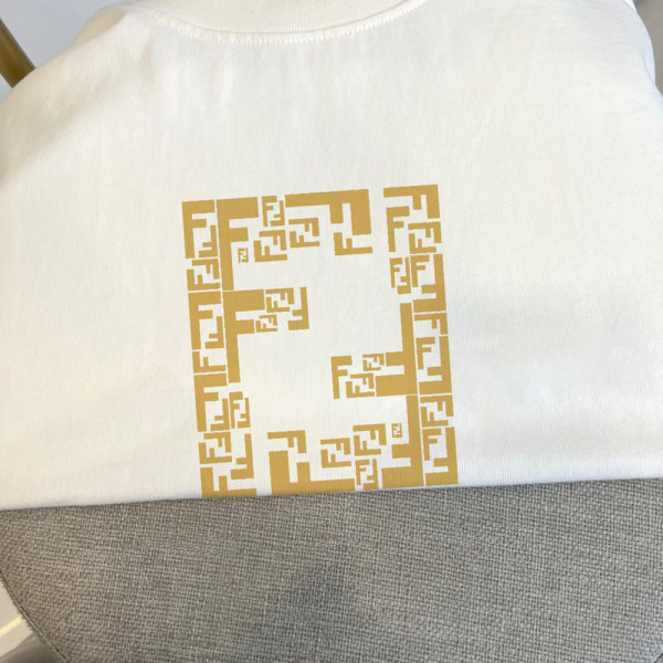 Fendi, Men T-Shirt