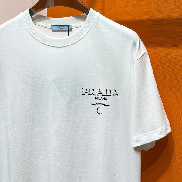 Prada, Men T-Shirt