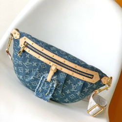  Louis Vuitton, High Rise Bumbag, Monogram Denim 