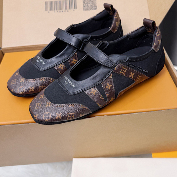 Louis Vuitton, Women Flat